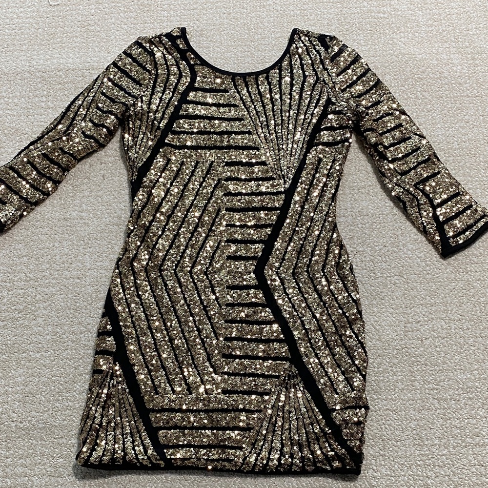 Gold Sequin Bodycon Dress with Black Accents - Picture 10 of 16